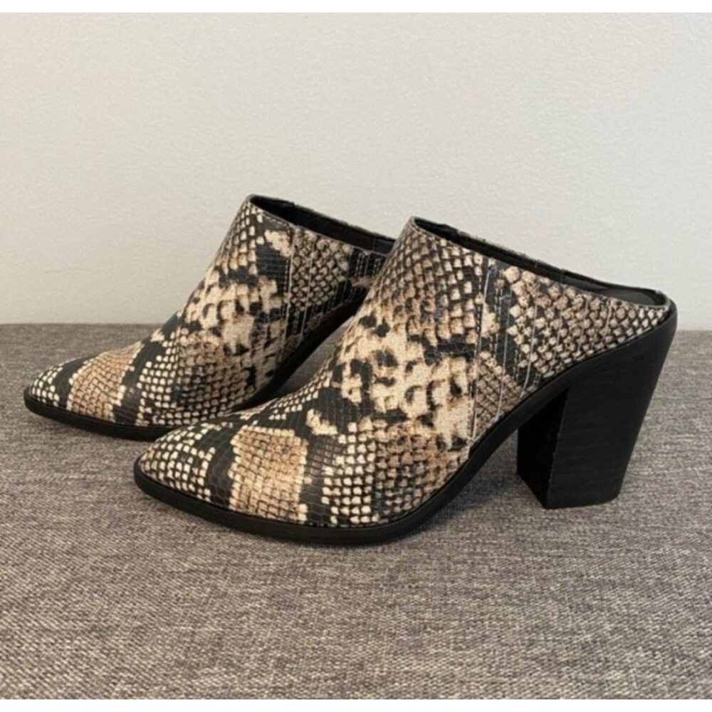 Treasure & Bond Harlowe Cream Tan Snakeskin Print Heeled Mules‎ Vegan Size 7